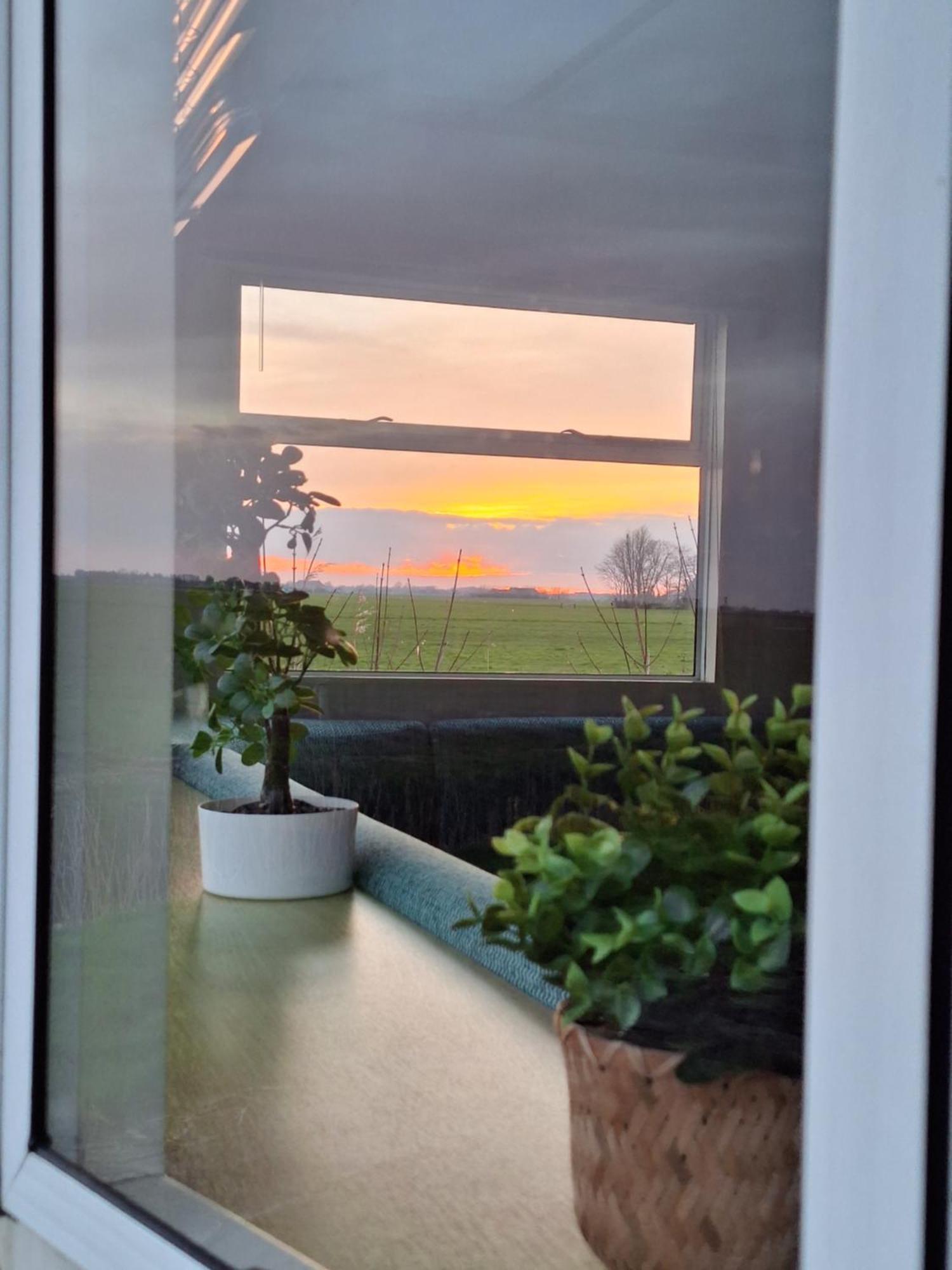 Stacaravan Elly, Minicamping De Grutte Earen Burum Exterior photo