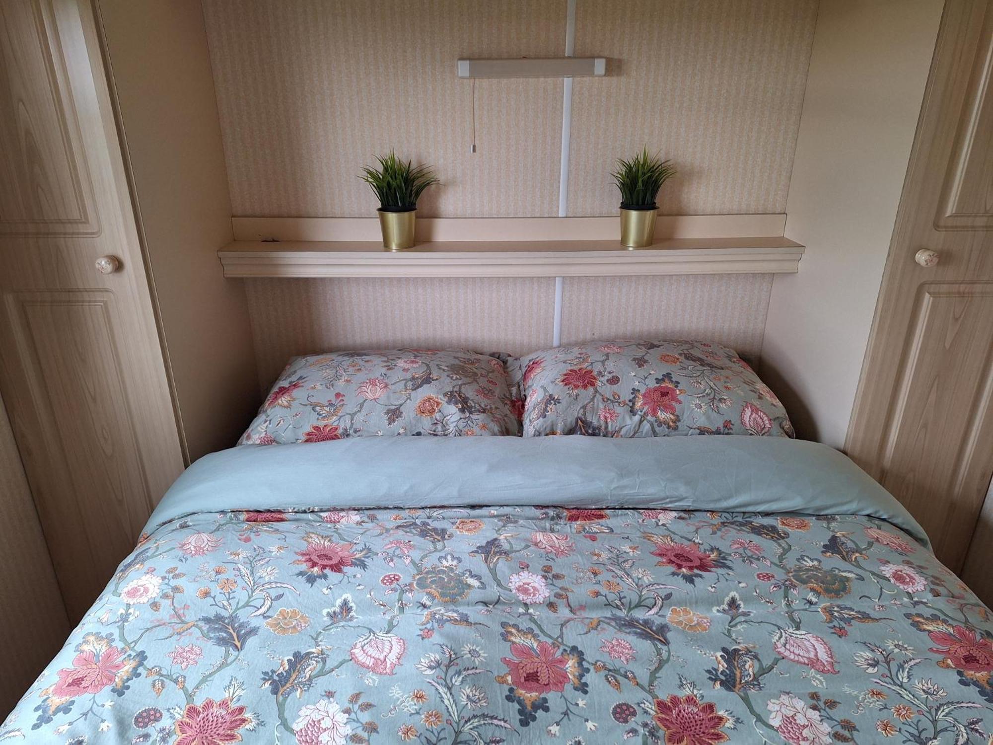 Stacaravan Elly, Minicamping De Grutte Earen Burum Exterior photo