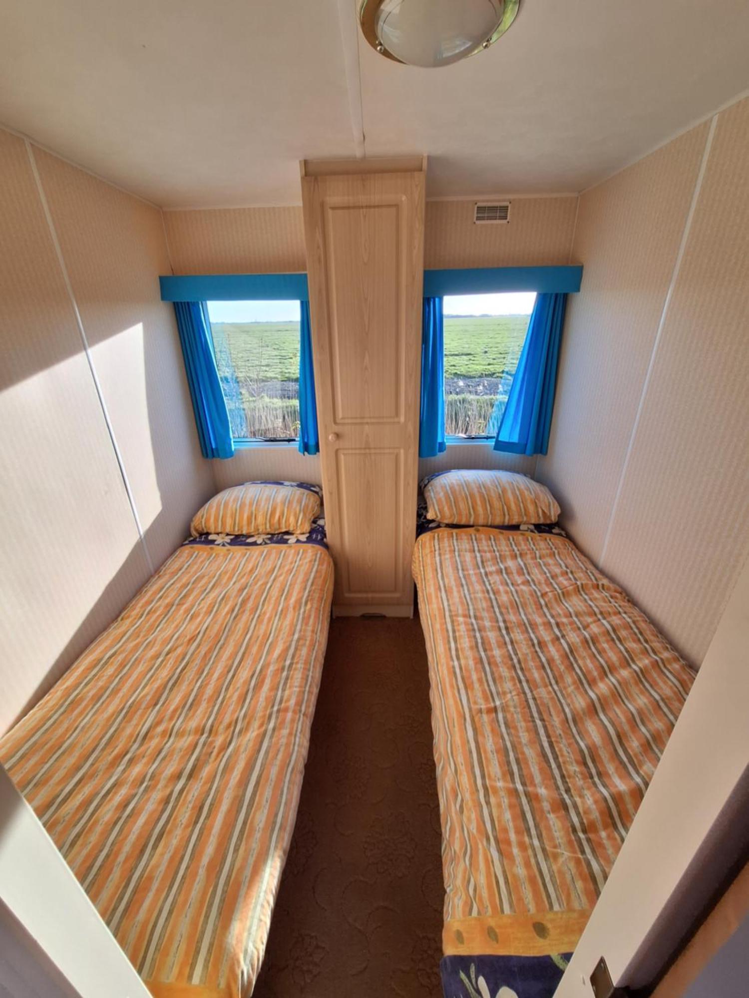 Stacaravan Elly, Minicamping De Grutte Earen Burum Exterior photo